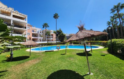 Resale - Apartment - Middle Floor Apartment - Marbella - Nueva Andalucia