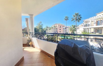 Resale - Apartment - Middle Floor Apartment - Marbella - Nueva Andalucia