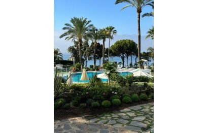 Resale - Apartment - Middle Floor Apartment - Marbella - Marbella Centro