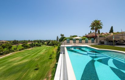 Resale - House - Detached Villa - Marbella - Nueva Andalucia