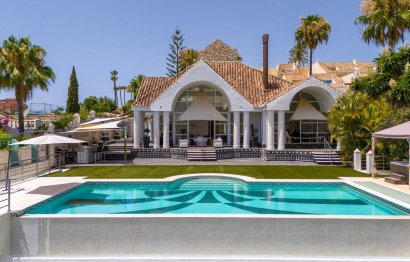 Resale - House - Detached Villa - Marbella - Nueva Andalucia