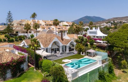 Resale - House - Detached Villa - Marbella - Nueva Andalucia