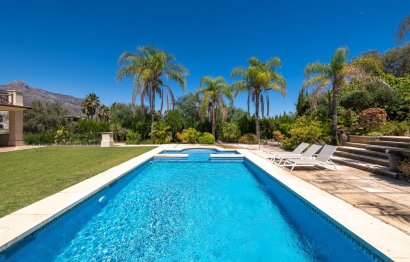 Resale - House - Detached Villa - Marbella - Nueva Andalucia