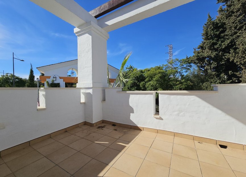 Resale - House - Townhouse - Marbella - Nueva Andalucia