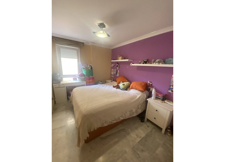 Resale - Apartment - Middle Floor Apartment - Benalmádena - Torrequebrada