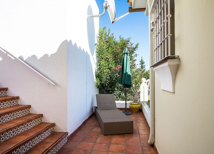 Resale - House - Detached Villa - Mijas