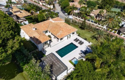 Resale - House - Detached Villa - Marbella - Nueva Andalucia