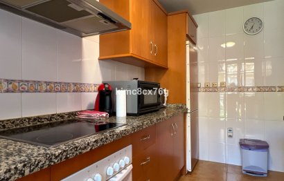 Resale - Apartment - Middle Floor Apartment - Marbella - Marbella Centro