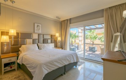 Resale - Apartment - Top Floor Apartment - Marbella - Nueva Andalucia