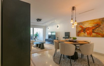 Resale - Apartment - Ground Floor Apartment - Marbella - Nueva Andalucia