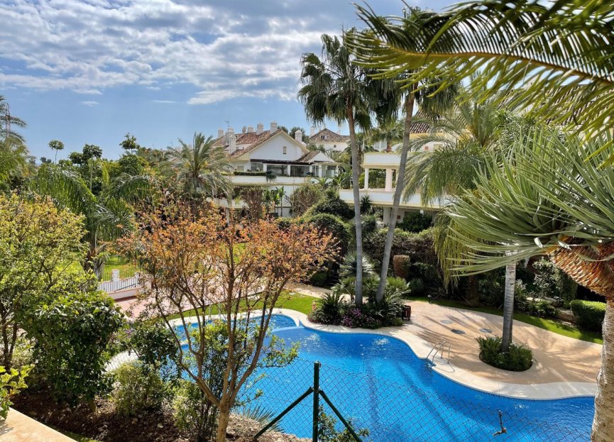 Resale - Apartment - Ground Floor Apartment - Marbella - The Golden Mile