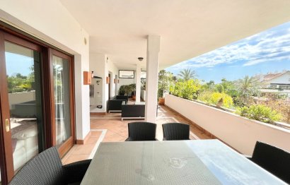 Resale - Apartment - Ground Floor Apartment - Marbella - The Golden Mile