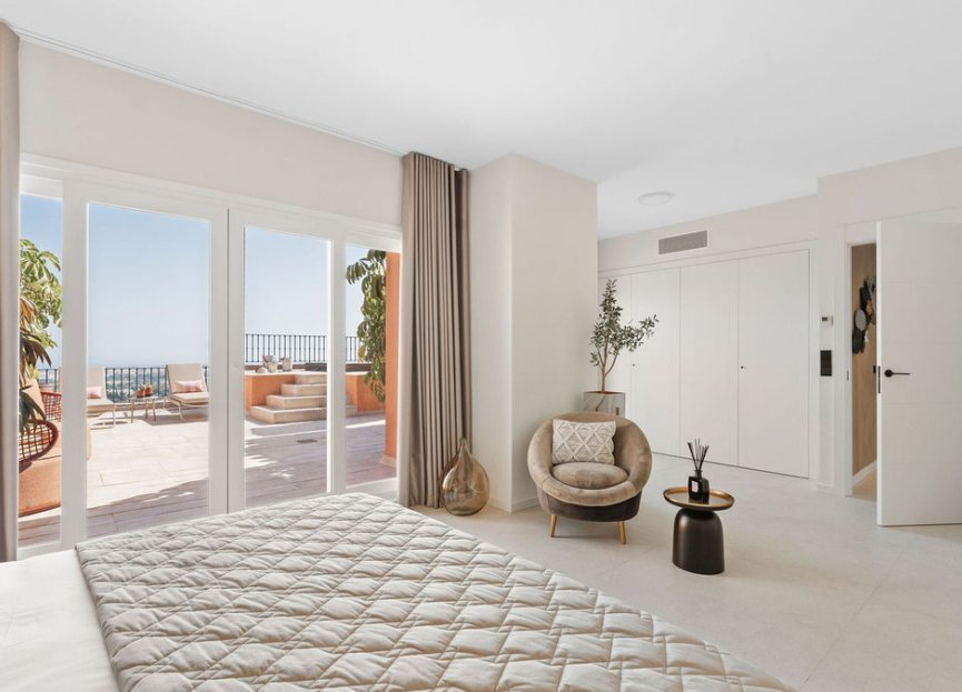 Resale - Apartment - Penthouse Duplex - Marbella - Nueva Andalucia