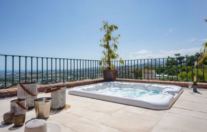 Resale - Apartment - Penthouse Duplex - Marbella - Nueva Andalucia