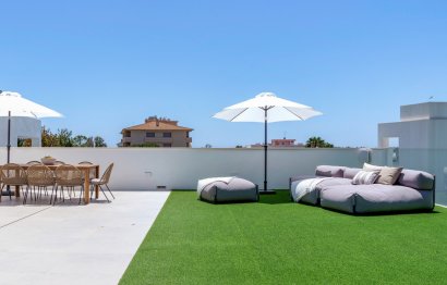 Resale - House - Detached Villa - Marbella - Puerto Banús