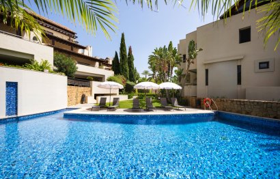 Resale - Apartment - Middle Floor Apartment - Marbella - Sierra Blanca