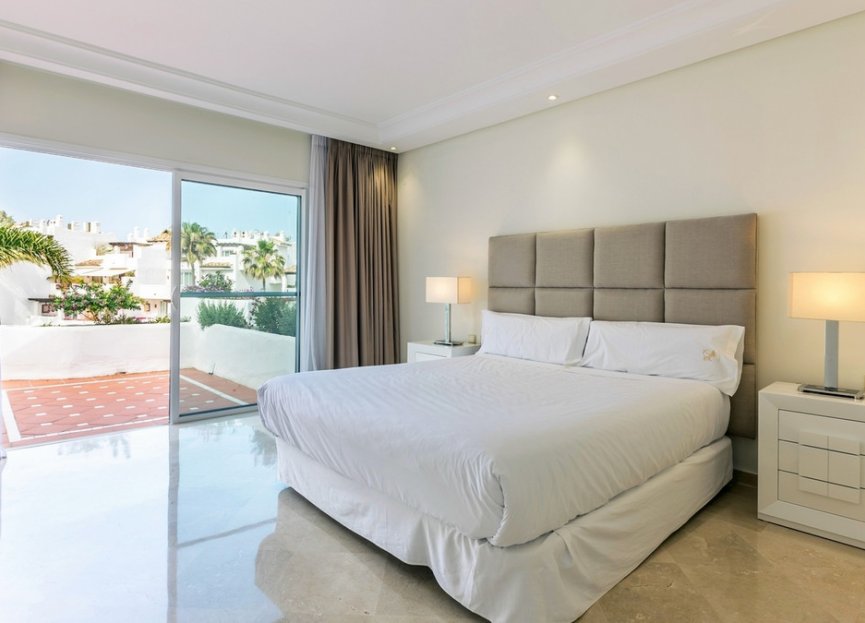 Resale - Apartment - Penthouse - Marbella - Puerto Banús