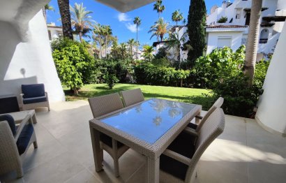 Resale - Apartment - Middle Floor Apartment - Marbella - Puerto Banús