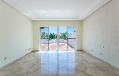 Resale - Apartment - Penthouse - Marbella - Puerto Banús