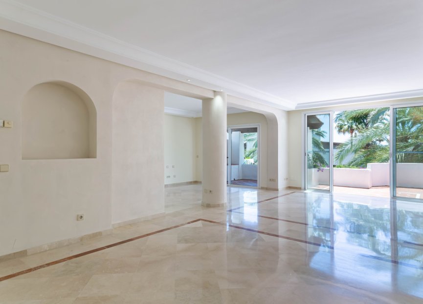 Resale - Apartment - Penthouse - Marbella - Puerto Banús