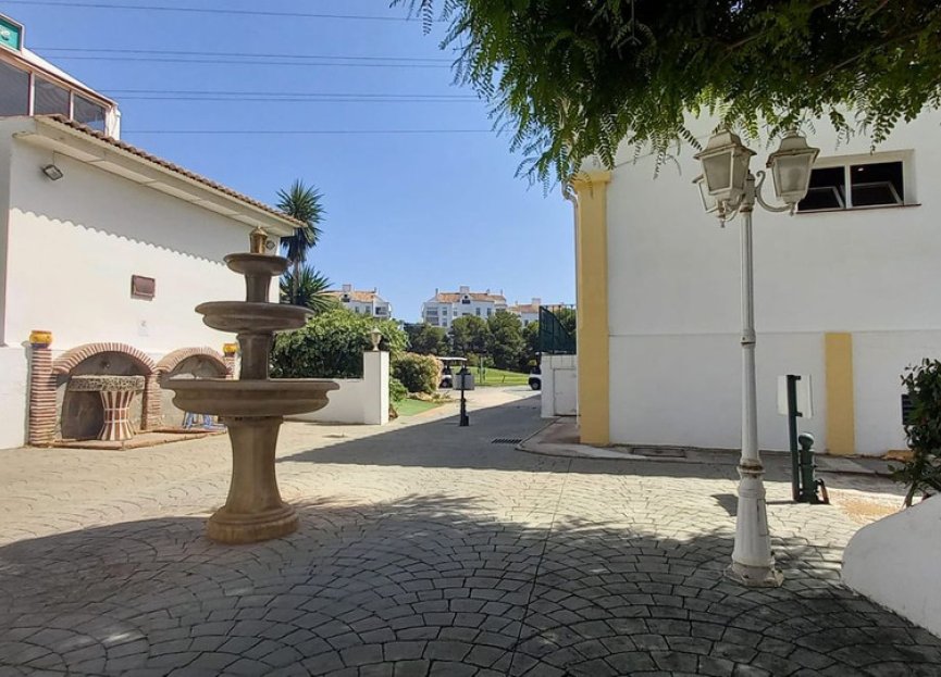 Resale - House - Detached Villa - Mijas