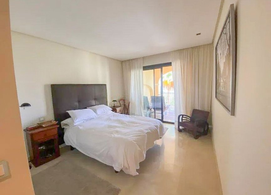 Resale - Apartment - Middle Floor Apartment - Benahavís - La Quinta