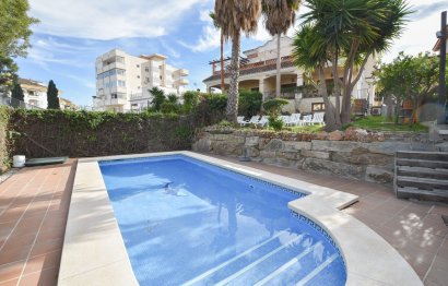 Resale - House - Semi-Detached House - Marbella - Marbella Centro