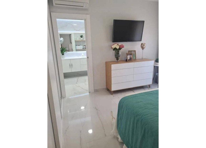 Resale - Apartment - Middle Floor Apartment - Marbella - Marbella Centro