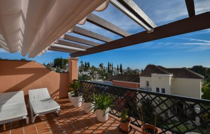 Resale - House - Townhouse - Marbella - Nueva Andalucia