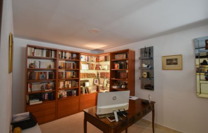 Resale - House - Townhouse - Marbella - Nueva Andalucia