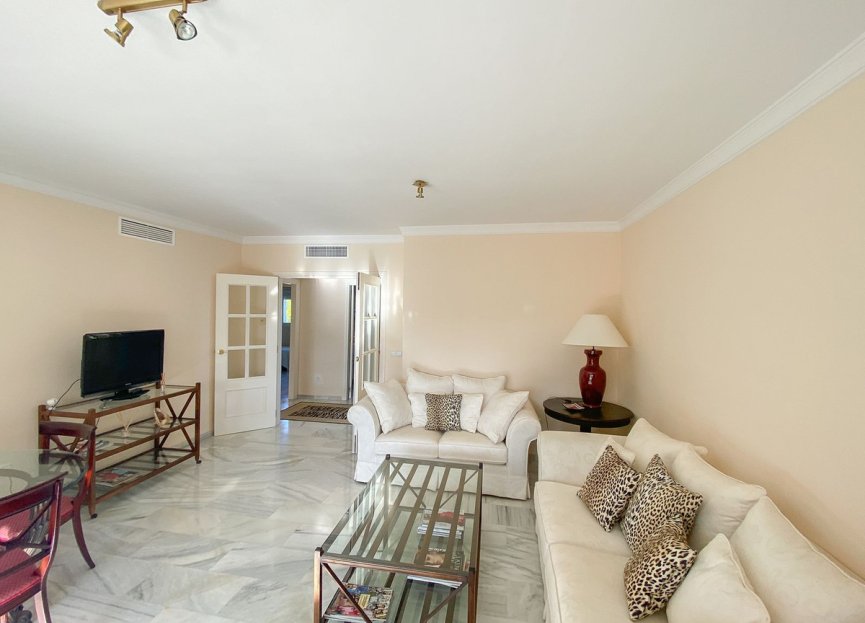 Resale - Apartment - Middle Floor Apartment - Marbella - The Golden Mile