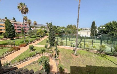 Resale - Apartment - Middle Floor Apartment - Marbella - The Golden Mile