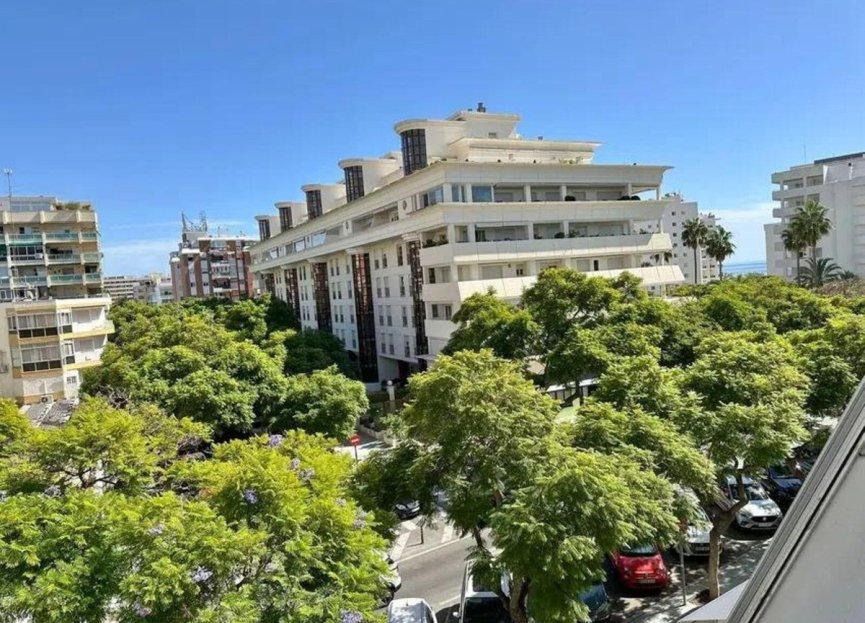 Resale - Apartment - Middle Floor Apartment - Marbella - The Golden Mile