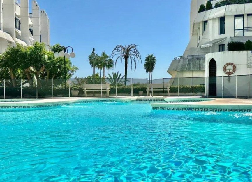 Resale - Apartment - Middle Floor Apartment - Marbella - The Golden Mile