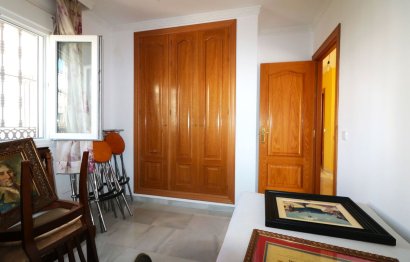 Resale - House - Semi-Detached House - Estepona - Bel Air