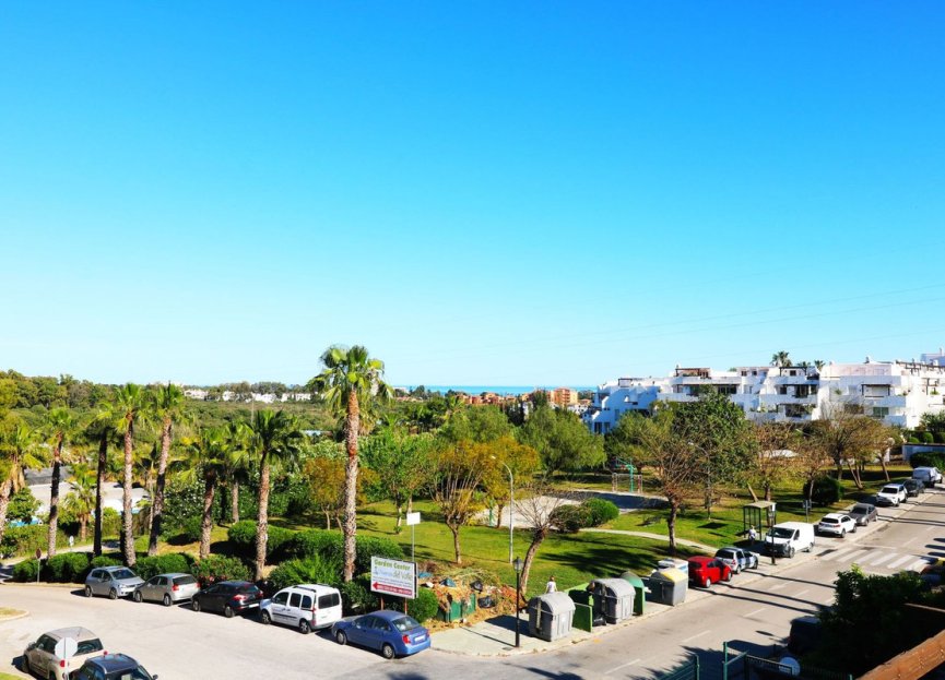 Resale - House - Semi-Detached House - Estepona - Bel Air