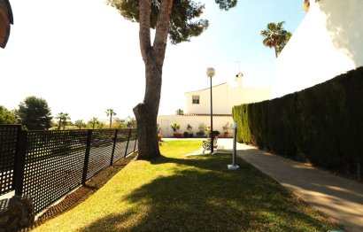 Resale - House - Semi-Detached House - Estepona - Bel Air