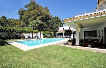 Resale - House - Detached Villa - Estepona - Costalita