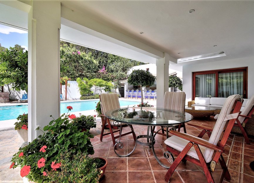 Resale - House - Detached Villa - Estepona - Costalita