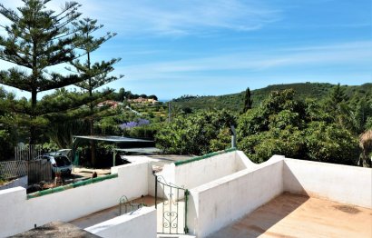 Resale - House - Finca - Cortijo - Estepona - El Padron