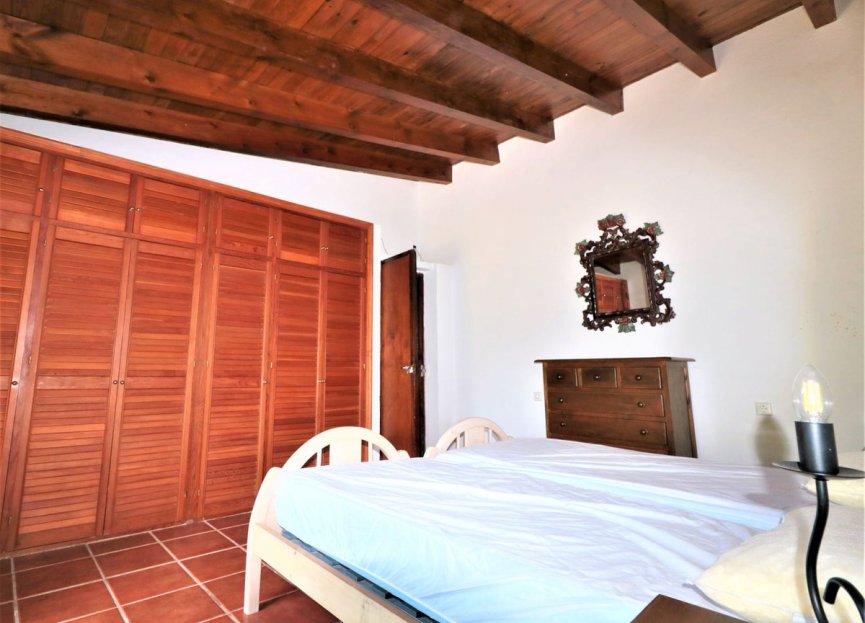 Resale - House - Finca - Cortijo - Estepona - El Padron