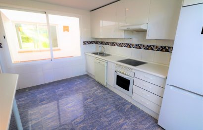 Resale - House - Townhouse - Estepona - Estepona Centro