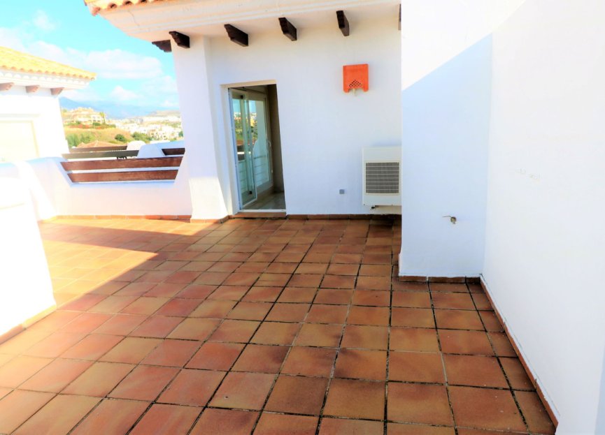 Resale - House - Townhouse - Estepona - Estepona Centro