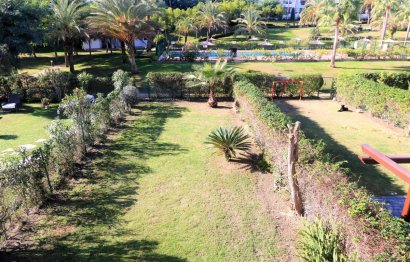 Resale - House - Townhouse - Estepona - Estepona Centro