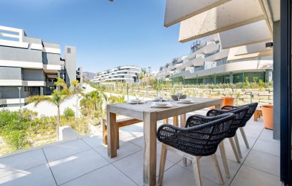 Resale - Apartment - Middle Floor Apartment - Estepona - Selwo