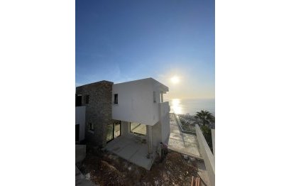 Obra nueva - House - Detached Villa - Manilva