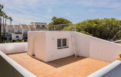 Resale - House - Townhouse - Benahavís - La Quinta