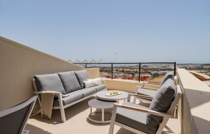 Resale - Apartment - Middle Floor Apartment - Marbella - Nueva Andalucia