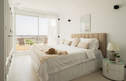 Resale - Apartment - Middle Floor Apartment - Marbella - Nueva Andalucia