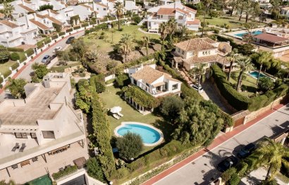 Resale - House - Detached Villa - Marbella - Nueva Andalucia